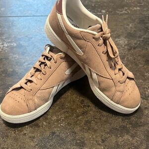 Reebok Women's Tan and White Sneakers